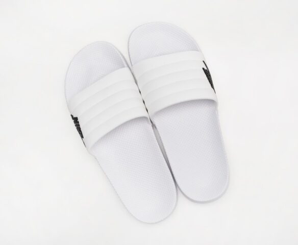 Сланцы Nike white 2023