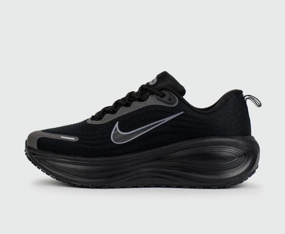 Nike Vomero 18 Black