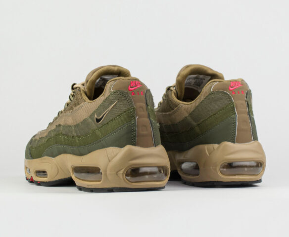 Nike Air Max 95 Medium Olive. Вид 3